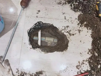 苏尼特右测漏水电话