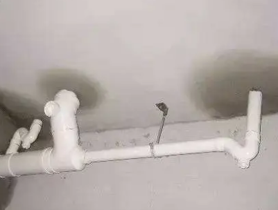 苏尼特右卫生间测漏水的几种情景